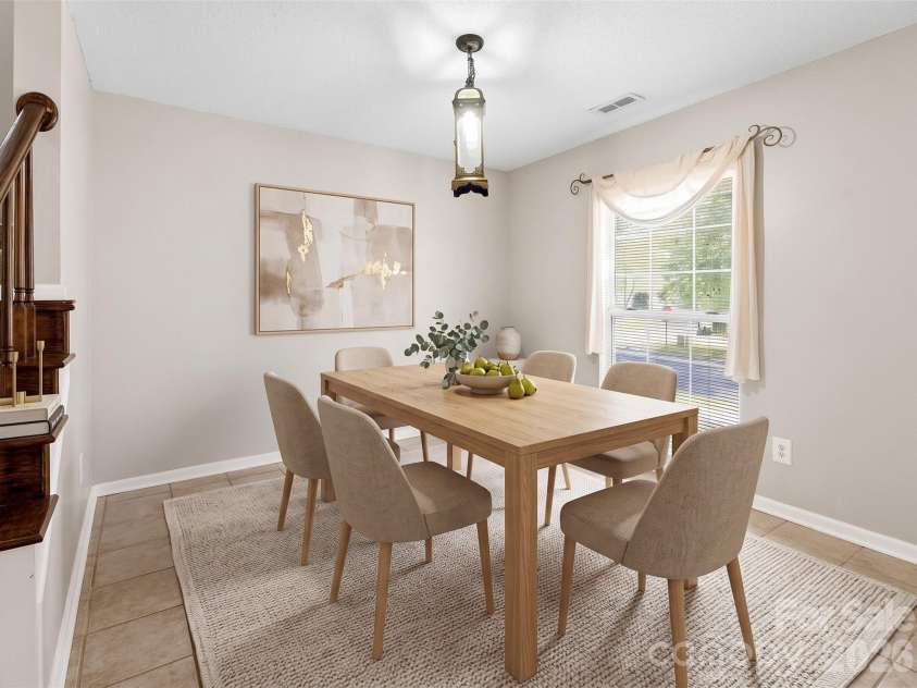 15027 Ashlight Drive, Charlotte, NC 28278.  MLS# CAR4374674, YatesRealty ID 22096. 