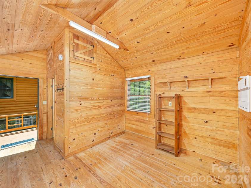115 Sutton Ridge Road, Burnsville, NC 28714.  MLS# CAR4376173, YatesRealty ID 22099. Guest Cottage