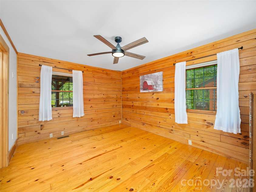 115 Sutton Ridge Road, Burnsville, NC 28714.  MLS# CAR4376173, YatesRealty ID 22099. Primary Bedroom