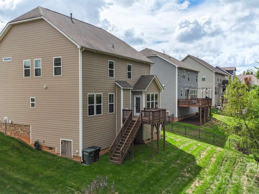 3214 Woodlands Creek Drive, Monroe, NC 28110.  MLS# CAR4305737, YatesRealty ID 221. 