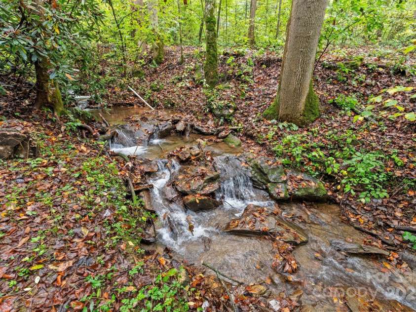 340 Henry Dingus Way, Maggie Valley, NC 28751.  MLS# CAR4309000, YatesRealty ID 221. 