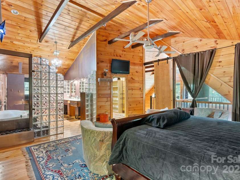 340 Henry Dingus Way, Maggie Valley, NC 28751.  MLS# CAR4309000, YatesRealty ID 221. 
