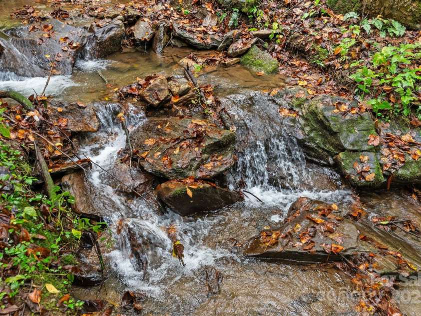 340 Henry Dingus Way, Maggie Valley, NC 28751.  MLS# CAR4309000, YatesRealty ID 221. 