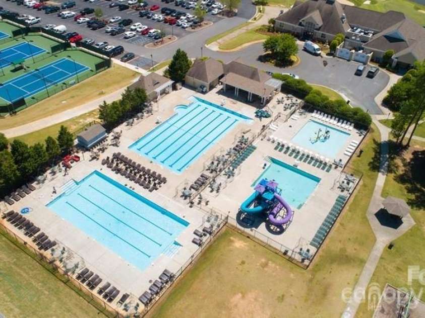 11809 Farnborough Road, Huntersville, NC 28078.  MLS# CAR4315816, YatesRealty ID 2210. 