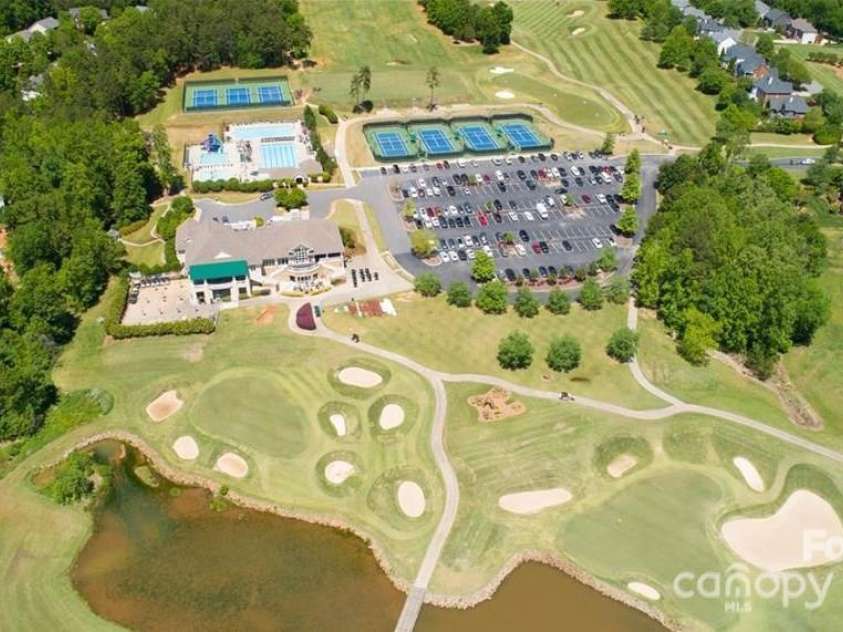 11809 Farnborough Road, Huntersville, NC 28078.  MLS# CAR4315816, YatesRealty ID 2210. 