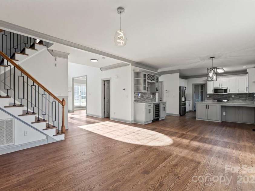 11809 Farnborough Road, Huntersville, NC 28078.  MLS# CAR4315816, YatesRealty ID 2210. 