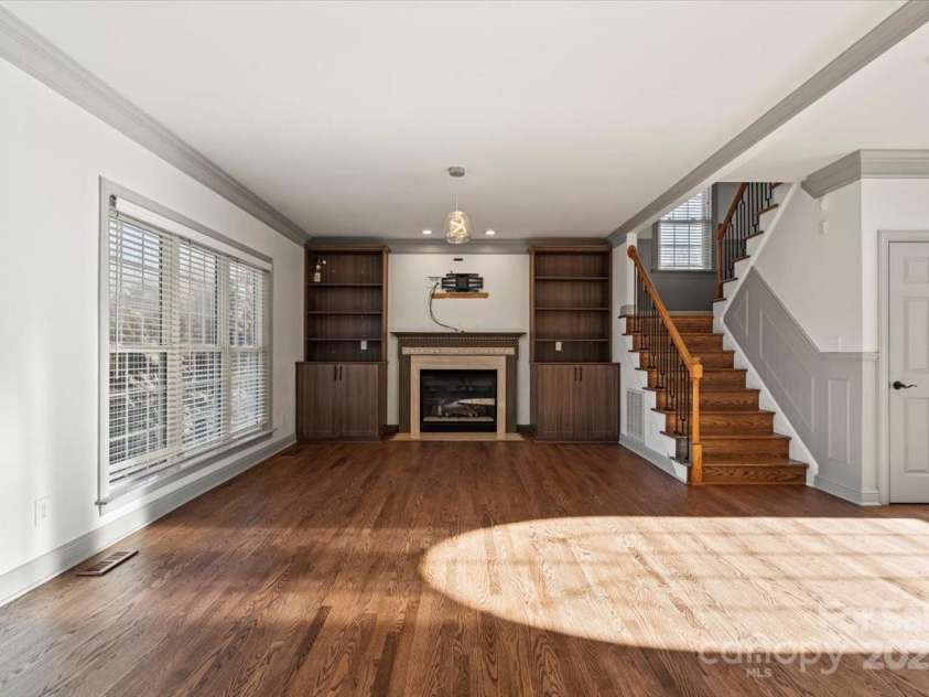 11809 Farnborough Road, Huntersville, NC 28078.  MLS# CAR4315816, YatesRealty ID 2210. 