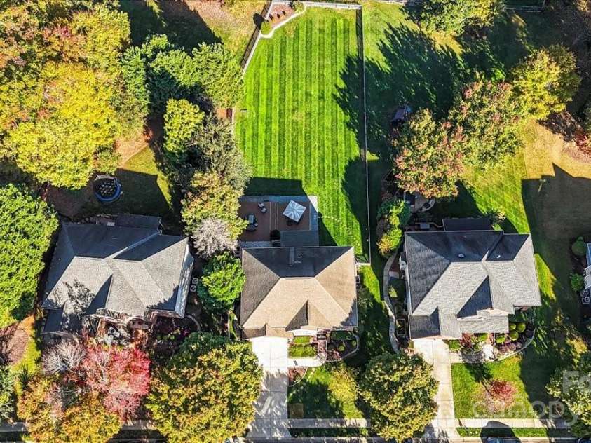 11809 Farnborough Road, Huntersville, NC 28078.  MLS# CAR4315816, YatesRealty ID 2210. 