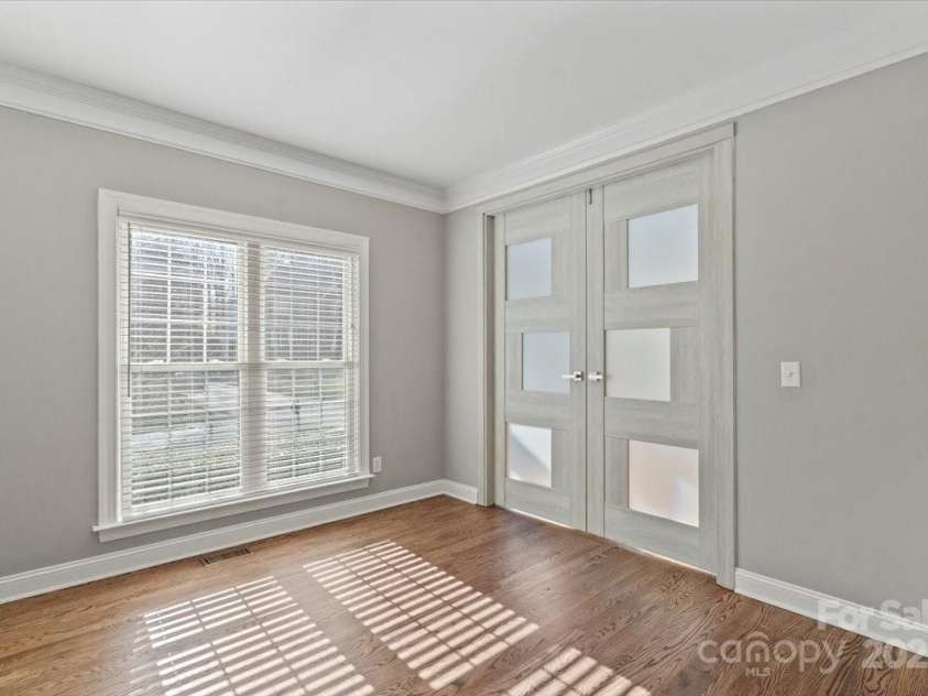 11809 Farnborough Road, Huntersville, NC 28078.  MLS# CAR4315816, YatesRealty ID 2210. First floor office