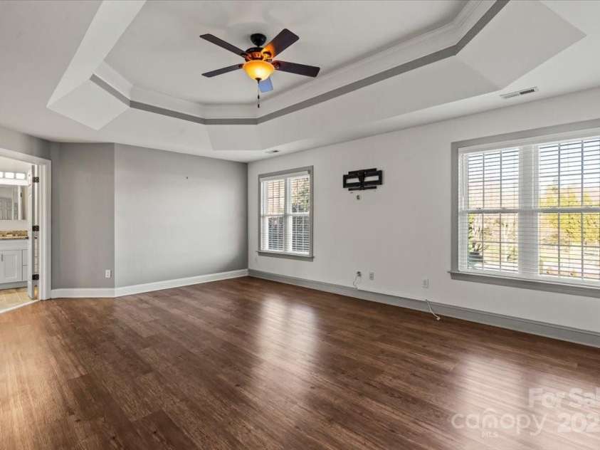 11809 Farnborough Road, Huntersville, NC 28078.  MLS# CAR4315816, YatesRealty ID 2210. Primary