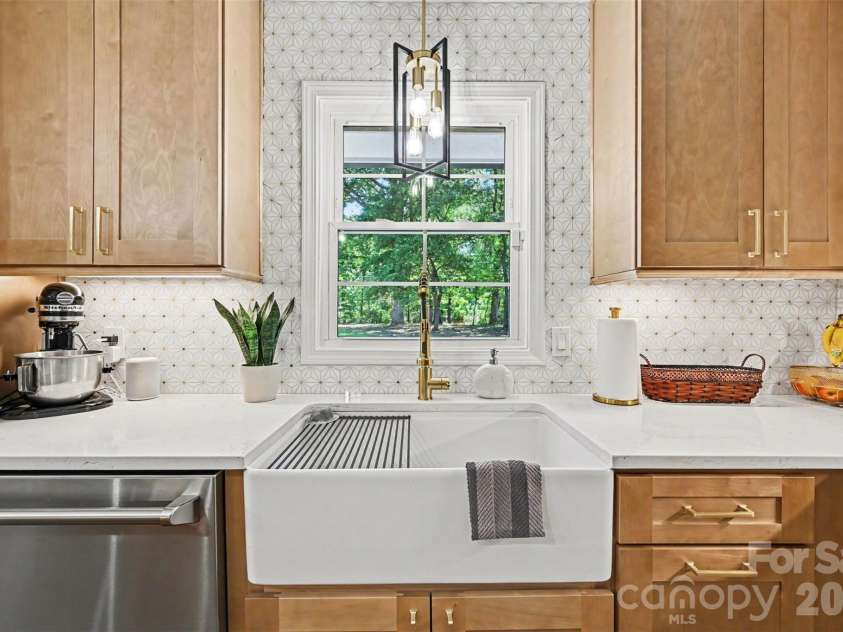 2313 Rainbrook Drive, Monroe, NC 28112.  MLS# CAR4378067, YatesRealty ID 22100. 