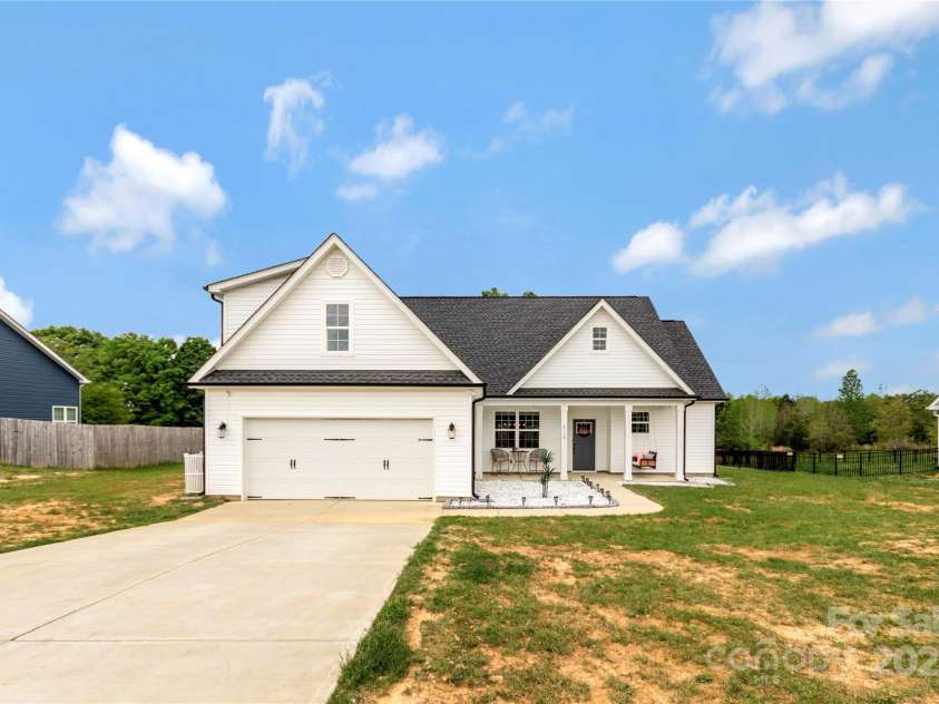 2119 Smith Road, Clover, SC 29710.  MLS# CAR4284824, YatesRealty ID 22104. 