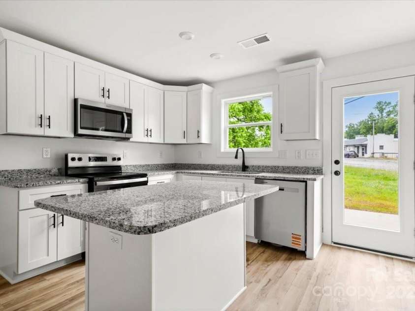 1600/1602 Bluff Street, Albemarle, NC 28001.  MLS# CAR4266528, YatesRealty ID 22107. 
