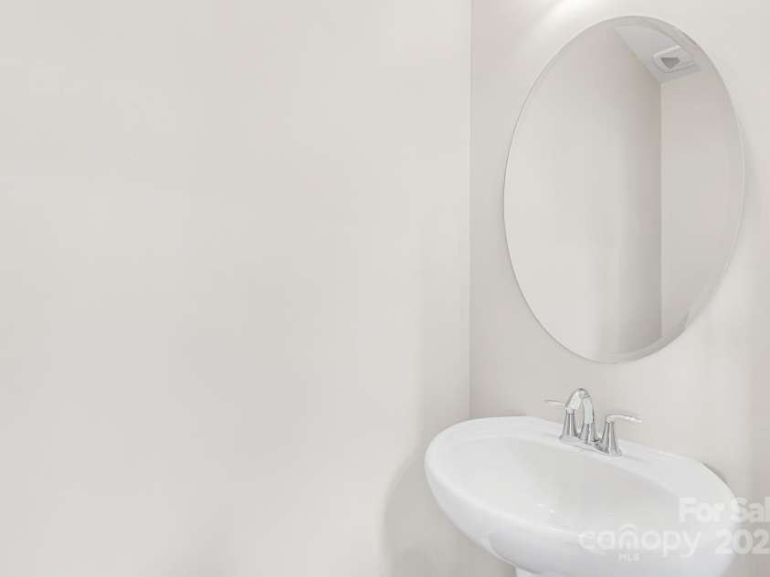 3022 Oakmere Road, Waxhaw, NC 28173.  MLS# CAR4249075, YatesRealty ID 22108. Guest bath on the main level.