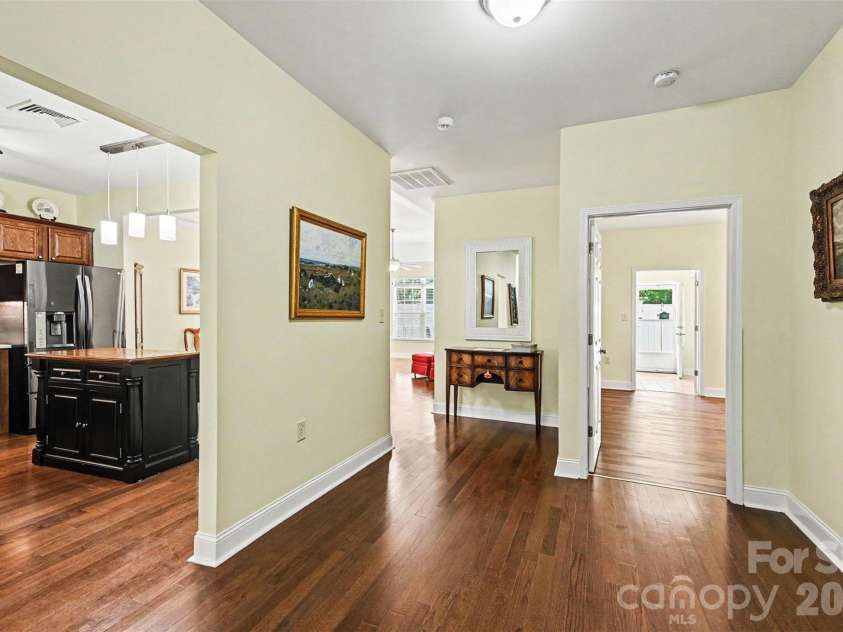 908 Davie Avenue, Statesville, NC 28677.  MLS# CAR4377914, YatesRealty ID 22108. Foyer Access Kitchen & Primary Suite
