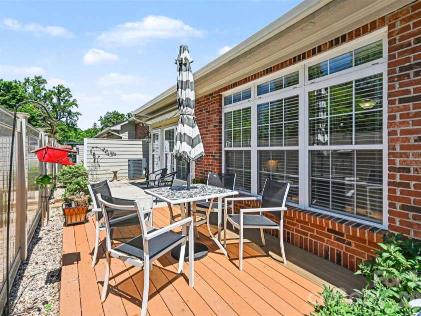 908 Davie Avenue, Statesville, NC 28677.  MLS# CAR4377914, YatesRealty ID 22108. Rollout Awning is Special  Feature