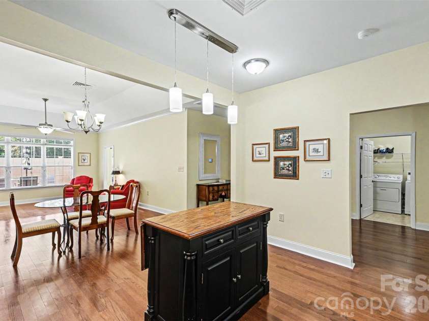 908 Davie Avenue, Statesville, NC 28677.  MLS# CAR4377914, YatesRealty ID 22108. Well Maintained