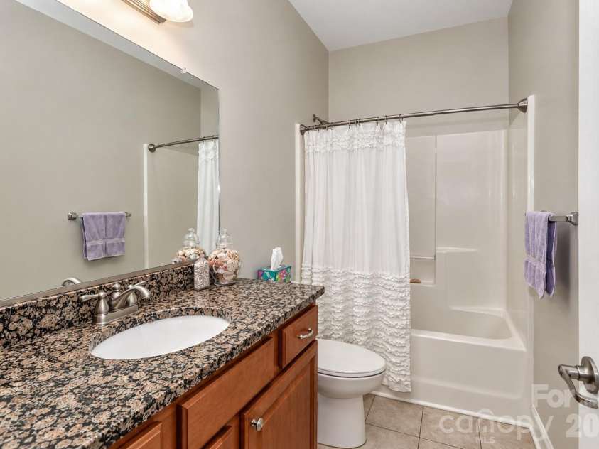908 Davie Avenue, Statesville, NC 28677.  MLS# CAR4420203, YatesRealty ID 22108. 