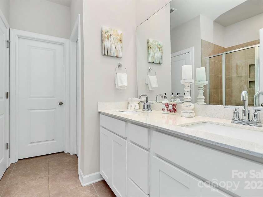 11733 Mesquite Road, Huntersville, NC 28078.  MLS# CAR4268624, YatesRealty ID 22109. 