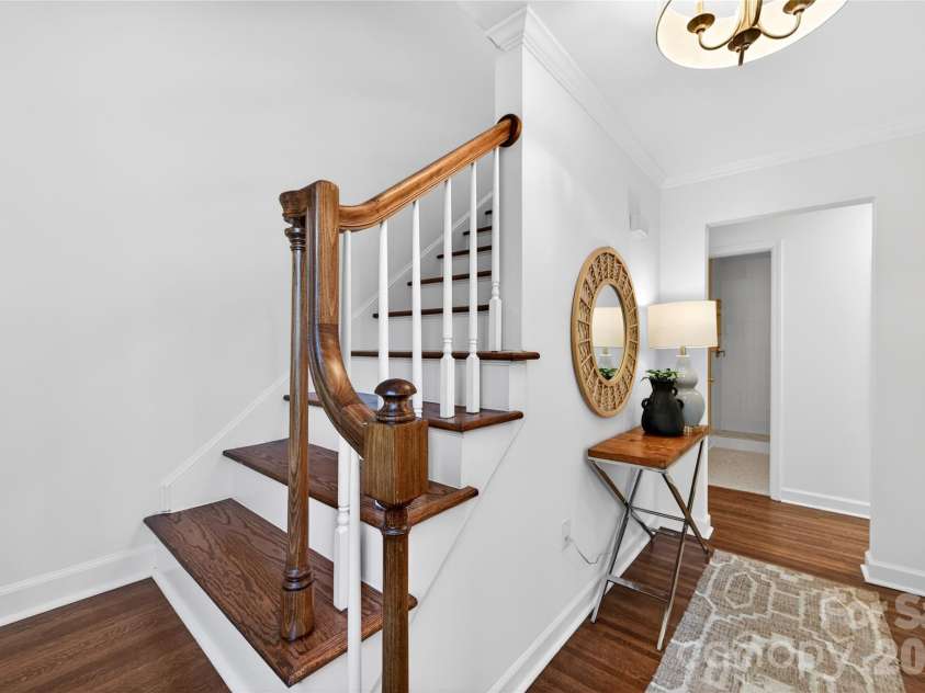 3338 Stocktie Road, Charlotte, NC 28210.  MLS# CAR4379362, YatesRealty ID 22109. 