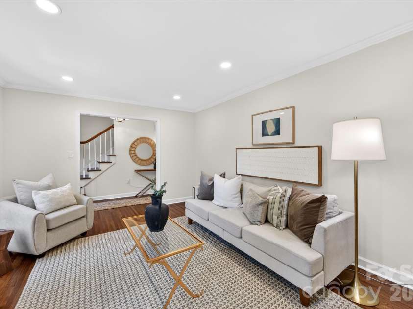 3338 Stocktie Road, Charlotte, NC 28210.  MLS# CAR4379362, YatesRealty ID 22109. 