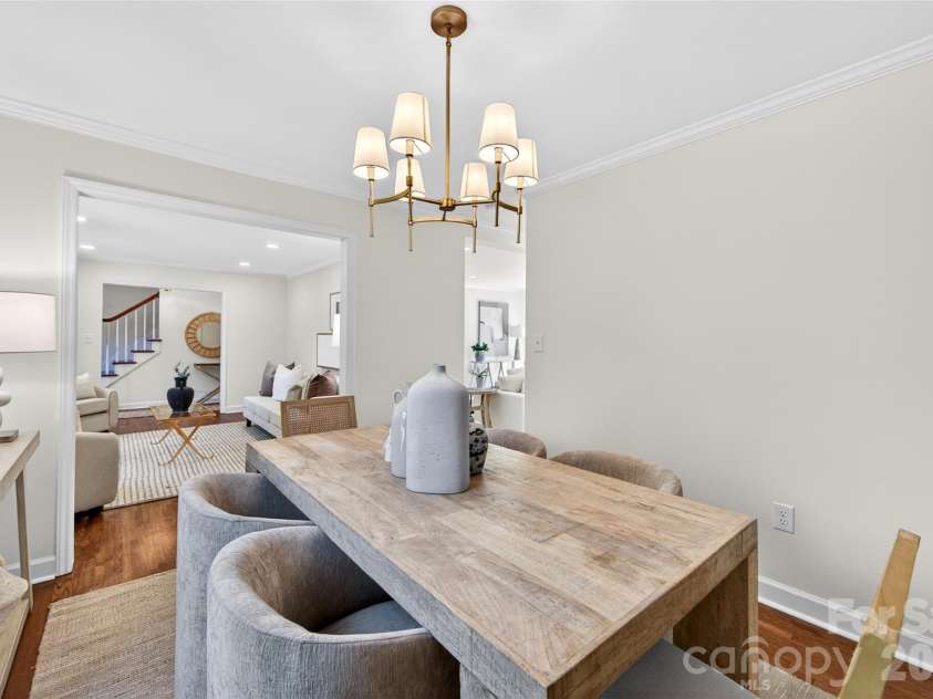 3338 Stocktie Road, Charlotte, NC 28210.  MLS# CAR4379362, YatesRealty ID 22109. 