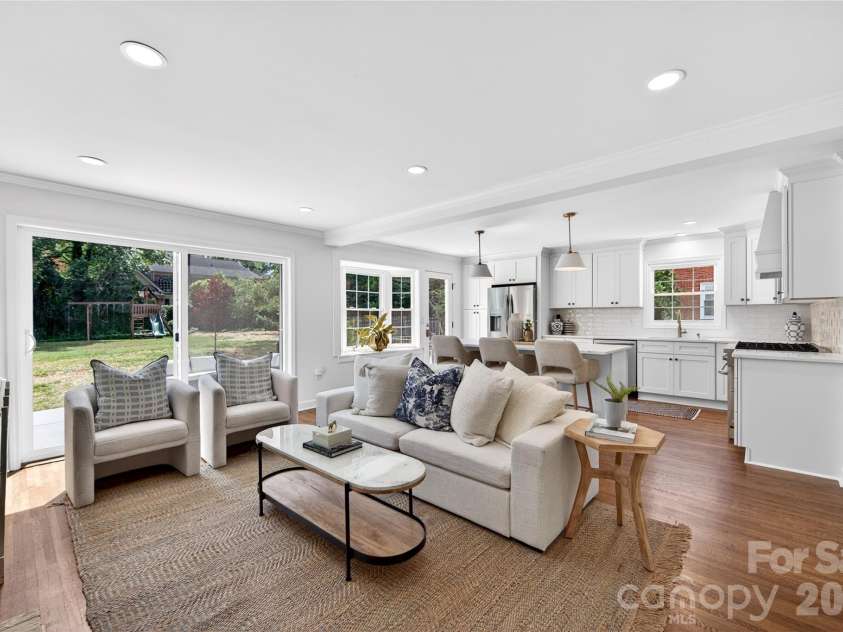 3338 Stocktie Road, Charlotte, NC 28210.  MLS# CAR4379362, YatesRealty ID 22109. 