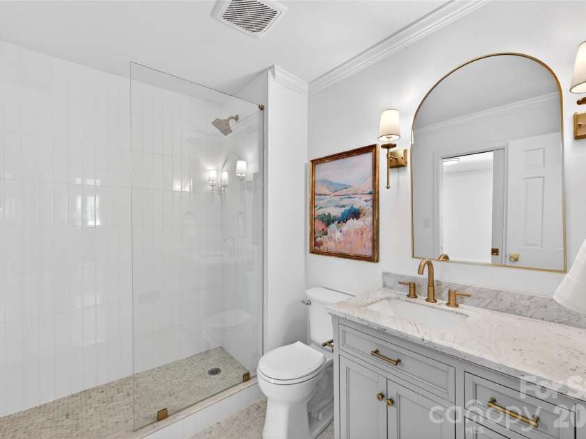 3338 Stocktie Road, Charlotte, NC 28210.  MLS# CAR4379362, YatesRealty ID 22109. 