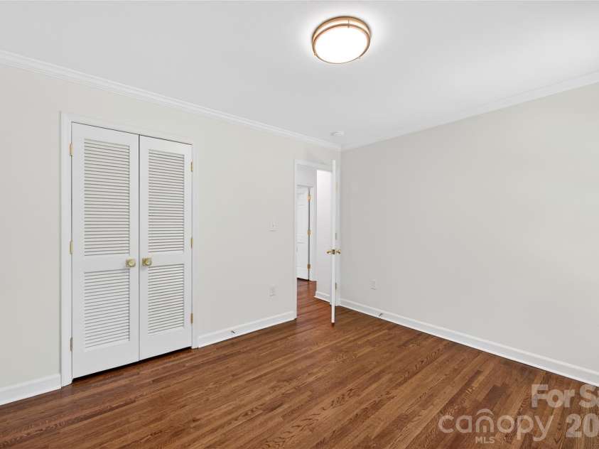 3338 Stocktie Road, Charlotte, NC 28210.  MLS# CAR4379362, YatesRealty ID 22109. 