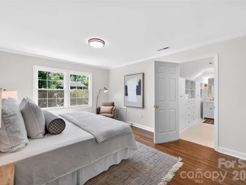 3338 Stocktie Road, Charlotte, NC 28210.  MLS# CAR4379362, YatesRealty ID 22109. 