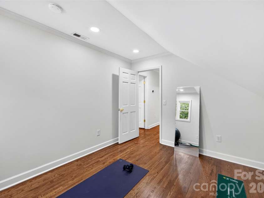 3338 Stocktie Road, Charlotte, NC 28210.  MLS# CAR4379362, YatesRealty ID 22109. 