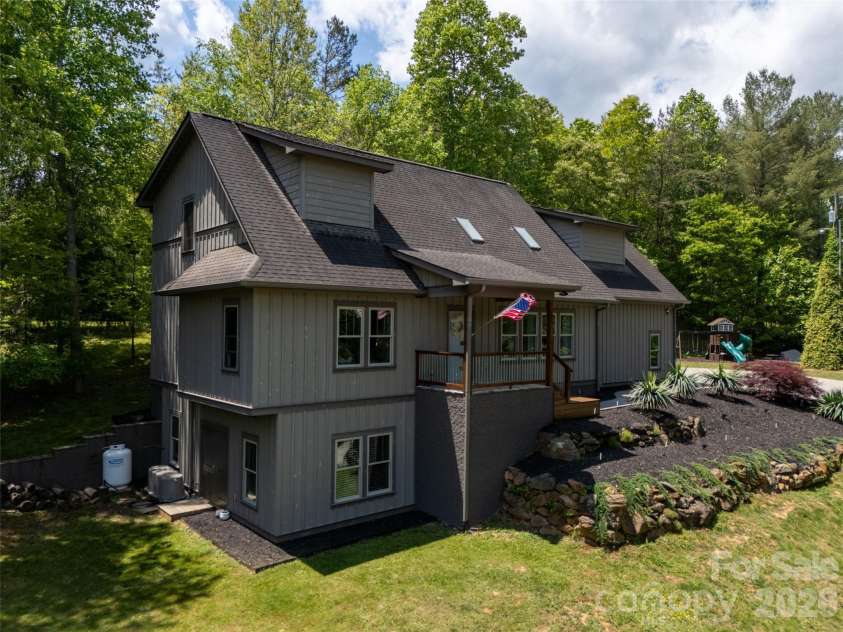 44 Sluder Branch Road, Leicester, NC 28748.  MLS# CAR4381971, YatesRealty ID 22110. 