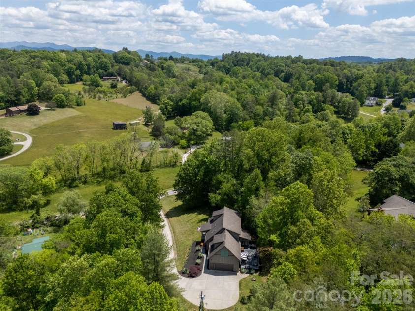 44 Sluder Branch Road, Leicester, NC 28748.  MLS# CAR4381971, YatesRealty ID 22110. 