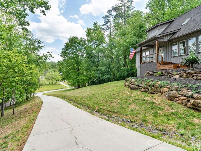 44 Sluder Branch Road, Leicester, NC 28748.  MLS# CAR4381971, YatesRealty ID 22110. 
