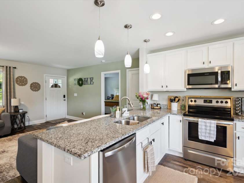 835 Jet Street, Kannapolis, NC 28081.  MLS# CAR4260639, YatesRealty ID 22111. 