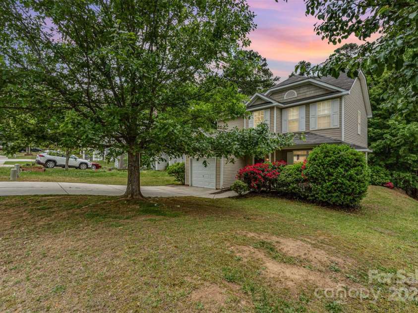4874 Hawfield Street, Kannapolis, NC 28083.  MLS# CAR4251633, YatesRealty ID 22112. 