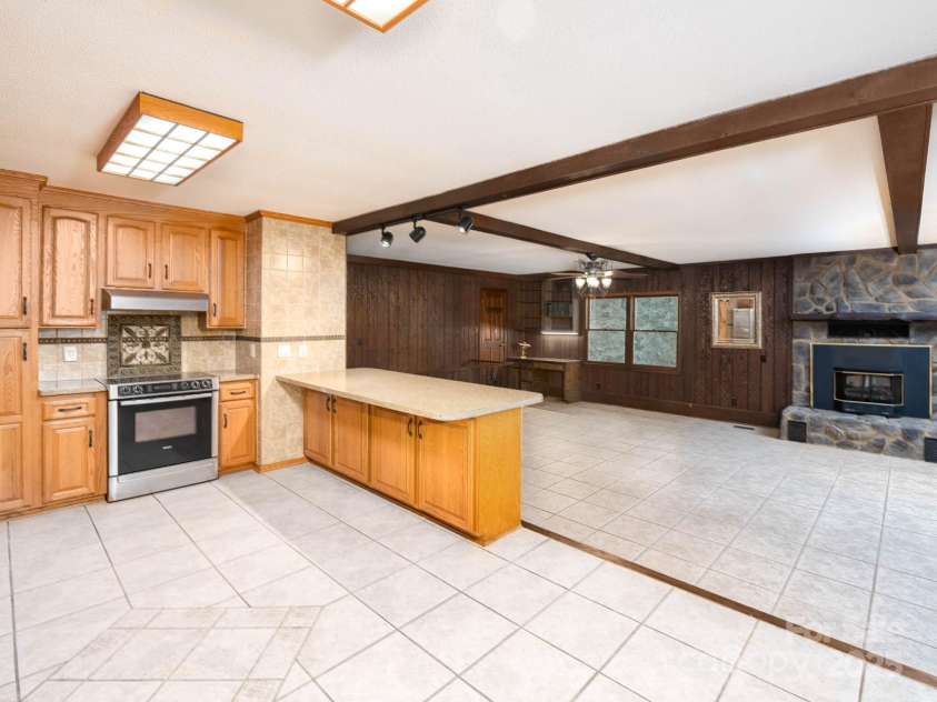 5109 Goldcrest Drive, Indian Trail, NC 28079.  MLS# CAR4265606, YatesRealty ID 22113. 