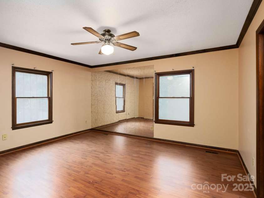 5109 Goldcrest Drive, Indian Trail, NC 28079.  MLS# CAR4265606, YatesRealty ID 22113. 