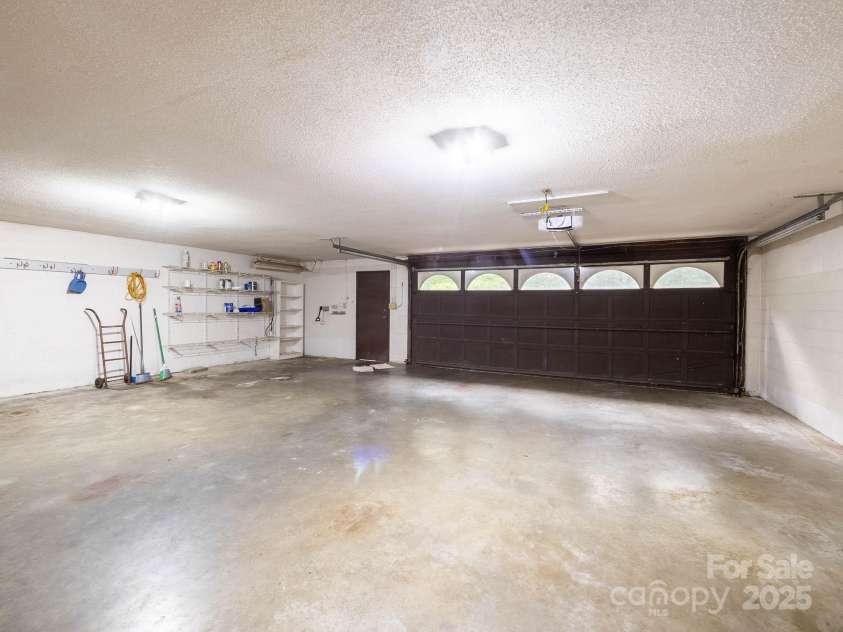 5109 Goldcrest Drive, Indian Trail, NC 28079.  MLS# CAR4265606, YatesRealty ID 22113. 