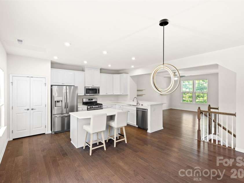 4248 Audubon Park Drive, Charlotte, NC 28217.  MLS# CAR4330051, YatesRealty ID 22114. 