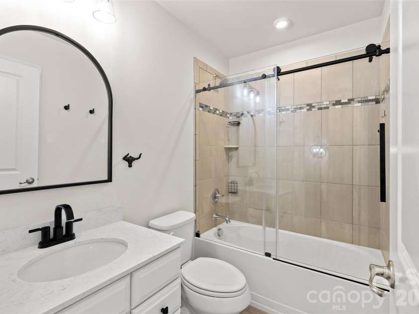 4248 Audubon Park Drive, Charlotte, NC 28217.  MLS# CAR4330051, YatesRealty ID 22114. 