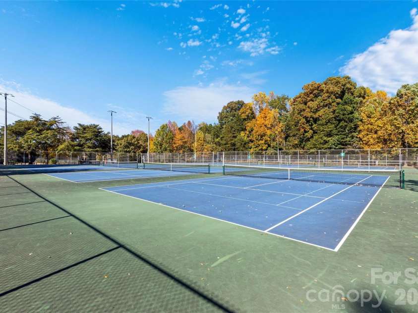4248 Audubon Park Drive, Charlotte, NC 28217.  MLS# CAR4330051, YatesRealty ID 22114. 