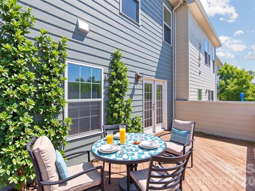 4248 Audubon Park Drive, Charlotte, NC 28217.  MLS# CAR4330051, YatesRealty ID 22114. Virtually Staged