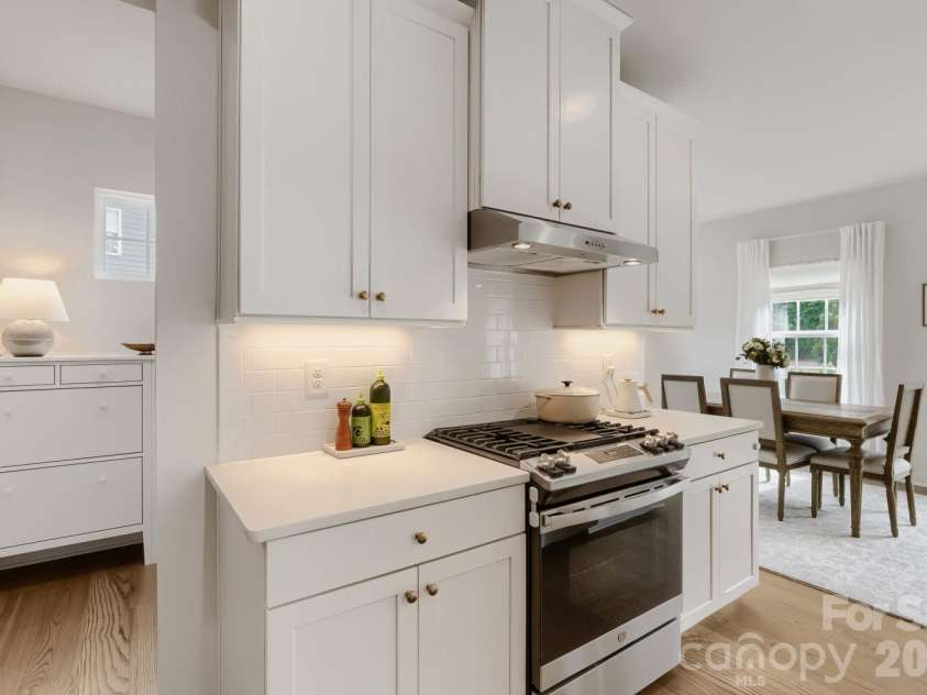 11126 Sound Road, Davidson, NC 28036.  MLS# CAR4379967, YatesRealty ID 22115. 