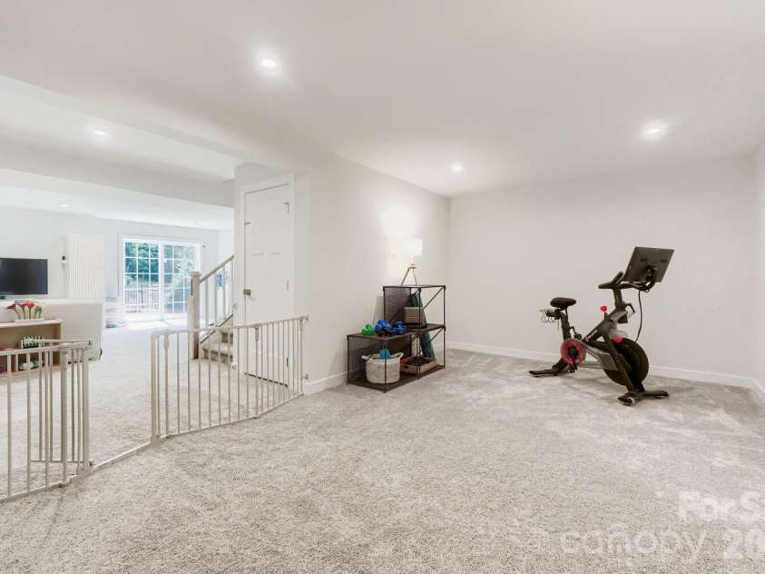 11126 Sound Road, Davidson, NC 28036.  MLS# CAR4379967, YatesRealty ID 22115. 