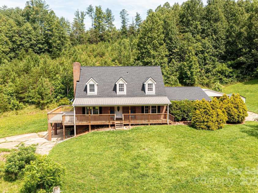 5595 Cloverfield Place, Boomer, NC 28606.  MLS# CAR4265355, YatesRealty ID 22115. 