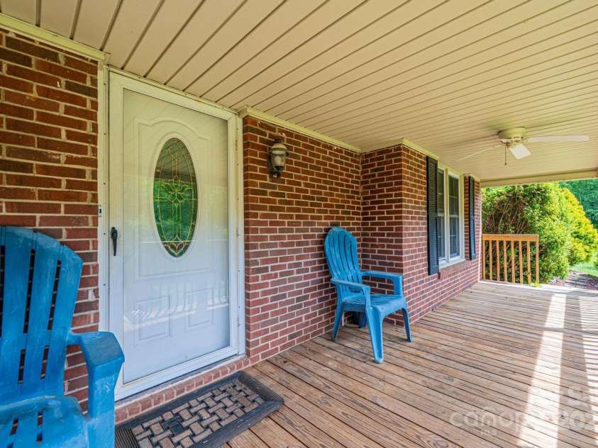 5595 Cloverfield Place, Boomer, NC 28606.  MLS# CAR4265355, YatesRealty ID 22115. 