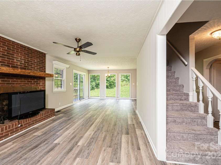 5595 Cloverfield Place, Boomer, NC 28606.  MLS# CAR4265355, YatesRealty ID 22115. 