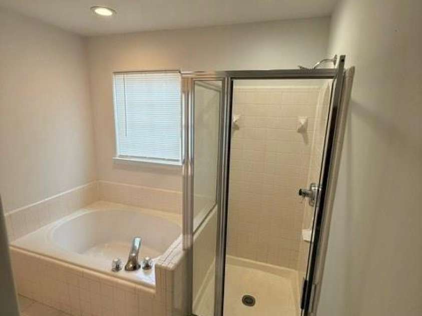 1141 Cureton Place, Charlotte, NC 28217.  MLS# CAR4381082, YatesRealty ID 22116. 