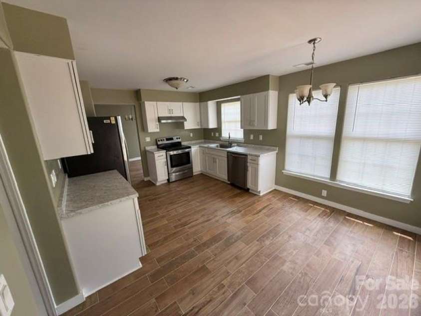 1141 Cureton Place, Charlotte, NC 28217.  MLS# CAR4381082, YatesRealty ID 22116. 